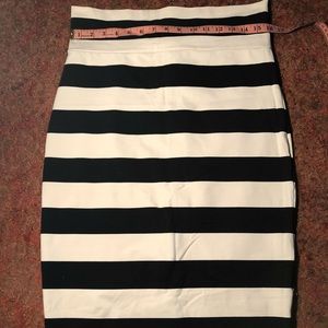 Bebe Midi Skirt